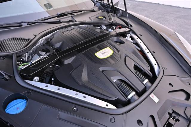 2018 Porsche Panamera E-Hybrid 4