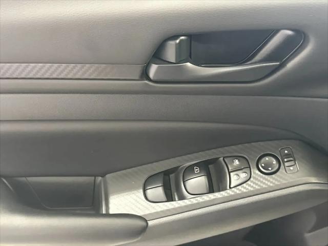 2025 Nissan Altima S FWD