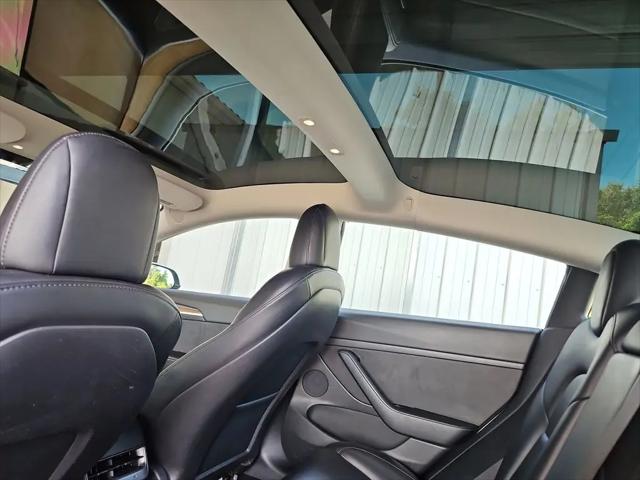 2022 Tesla Model 3 Long Range Dual Motor All-Wheel Drive