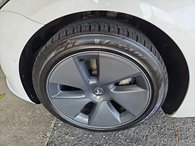 2022 Tesla Model 3 Long Range Dual Motor All-Wheel Drive