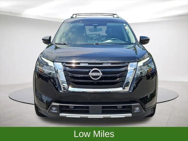 2022 Nissan Pathfinder SL 2WD