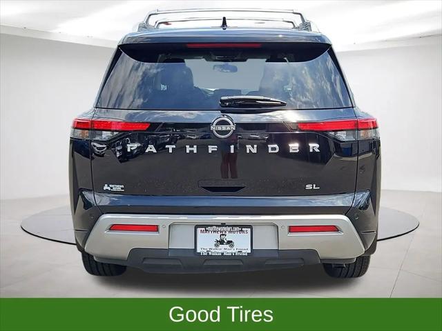 2022 Nissan Pathfinder SL 2WD