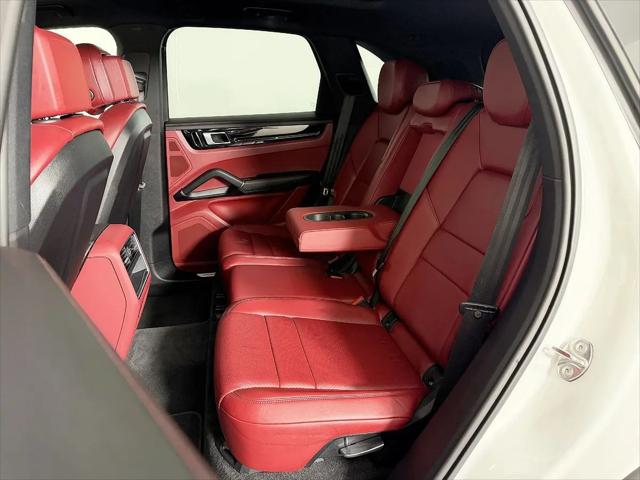 2019 Porsche Cayenne Cayenne