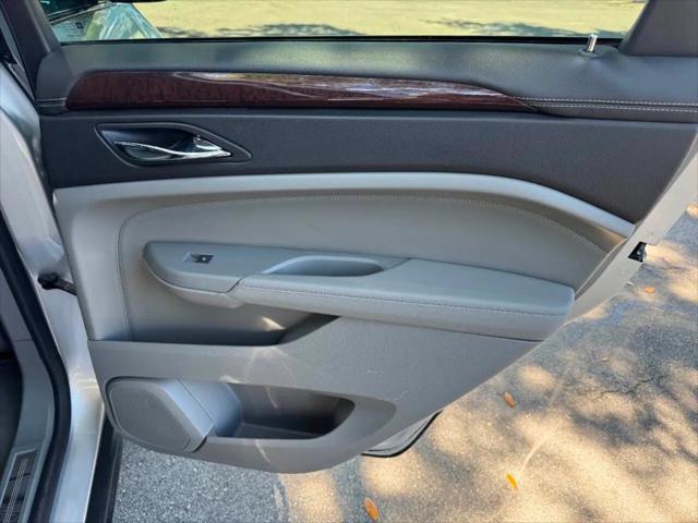 2011 Cadillac SRX Luxury Collection