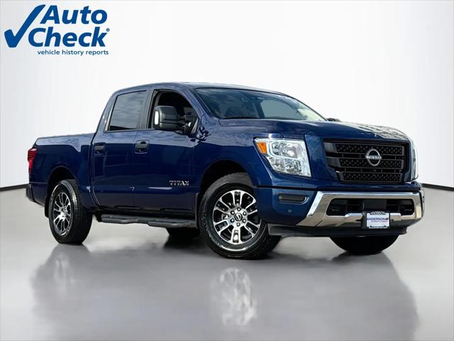 2024 Nissan Titan Crew Cab SV 4x4 for sale in Rockford, IL