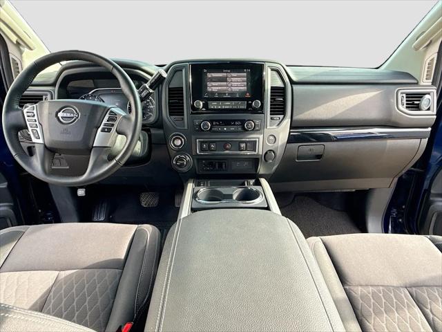 2024 Nissan Titan Crew Cab SV 4x4