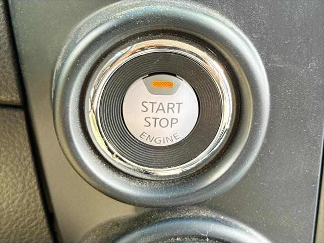 2024 Nissan Titan Crew Cab SV 4x4
