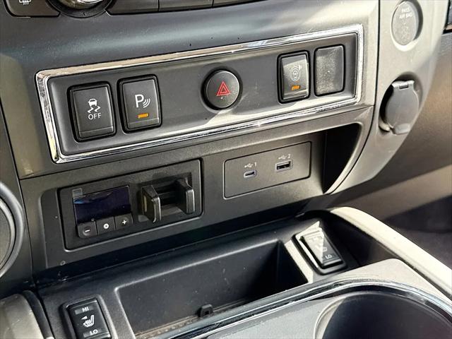 2024 Nissan Titan Crew Cab SV 4x4