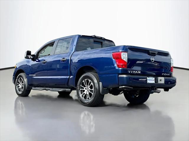2024 Nissan Titan Crew Cab SV 4x4