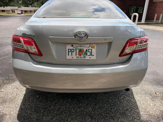 2011 Toyota Camry LE