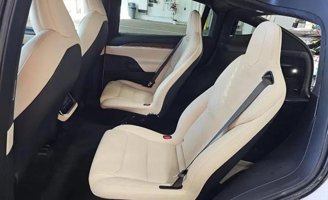 2022 Tesla Model X Dual Motor All-Wheel Drive