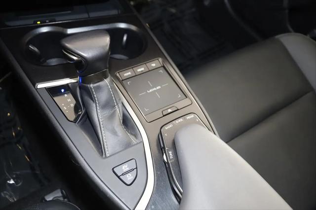 2022 Lexus UX 250h UX 250h