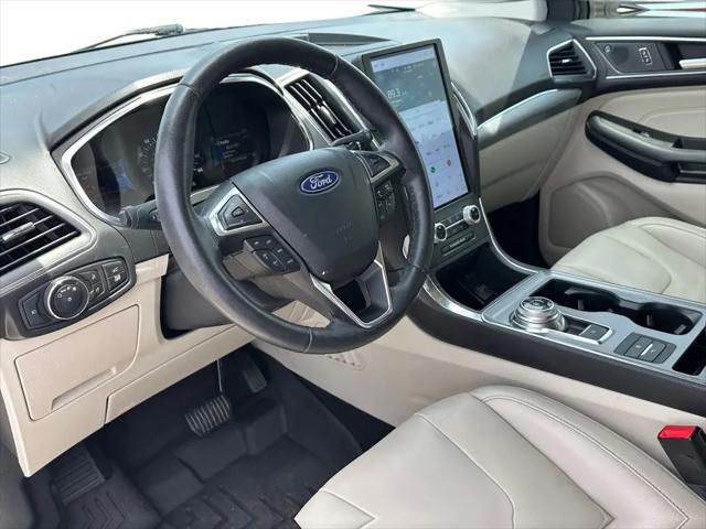 2021 Ford Edge Titanium