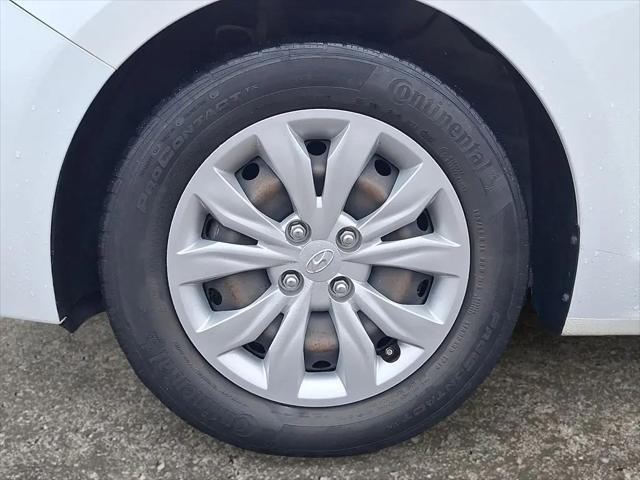 2022 Hyundai Accent SE