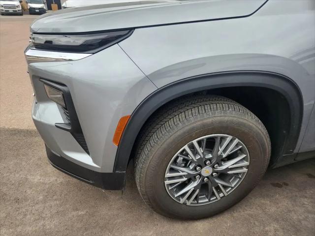 2024 Chevrolet Traverse FWD LS