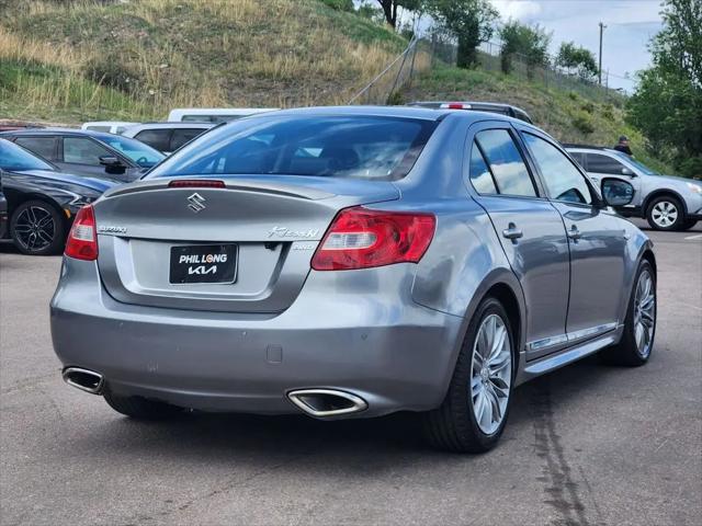 2013 Suzuki Kizashi Sport SLS
