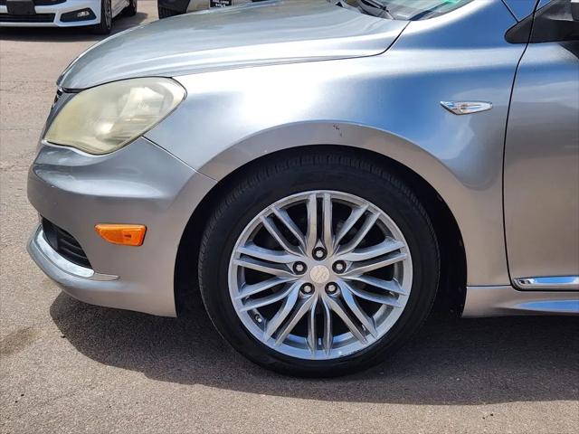 2013 Suzuki Kizashi Sport SLS