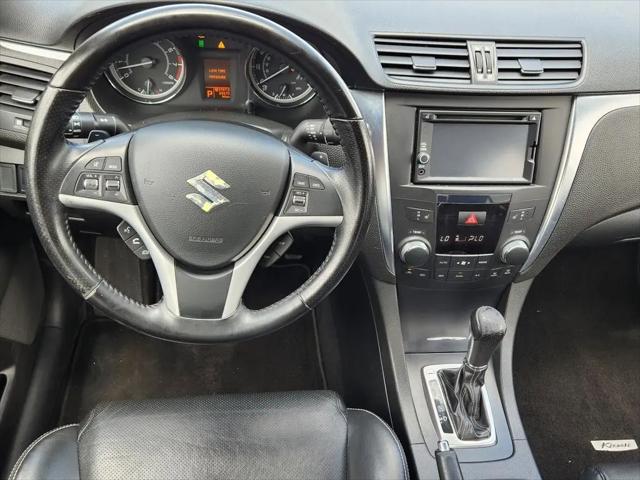 2013 Suzuki Kizashi Sport SLS