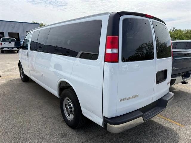 2025 GMC Savana Passenger RWD 3500 Extended Wheelbase LT
