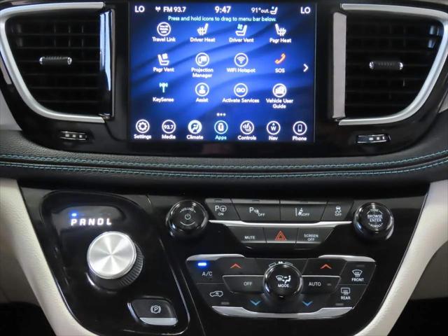 2018 Chrysler Pacifica Hybrid Limited
