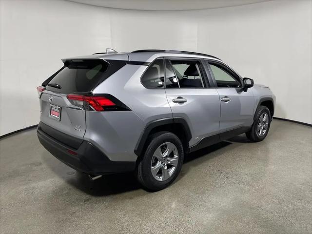 2025 Toyota RAV4 Hybrid LE