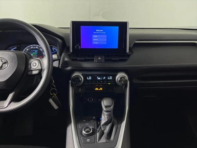 2025 Toyota RAV4 Hybrid LE