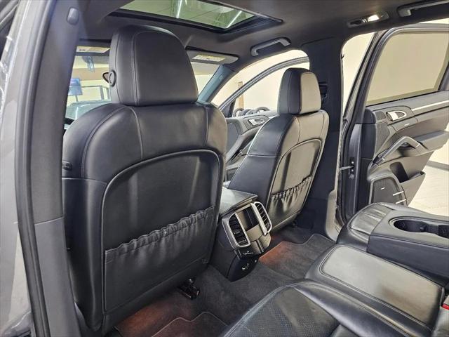 2011 Porsche Cayenne S
