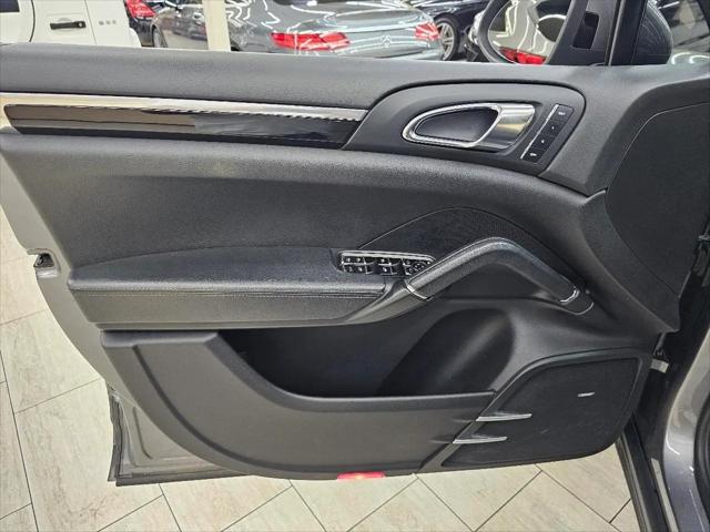 2011 Porsche Cayenne S
