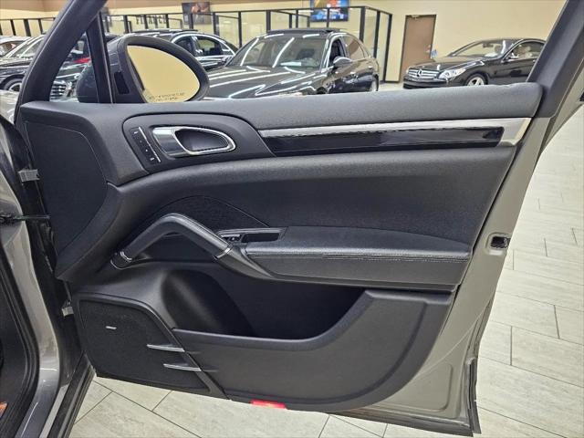 2011 Porsche Cayenne S