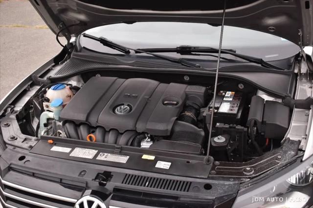 2012 Volkswagen Passat 2.5L SE