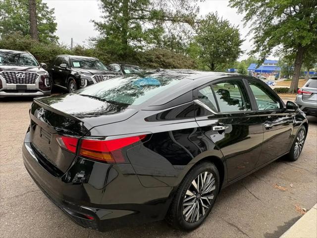 2025 Nissan Altima SV FWD