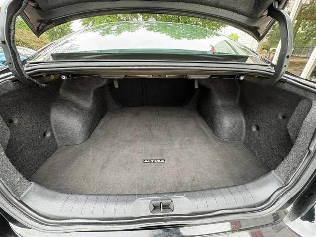 2025 Nissan Altima SV FWD