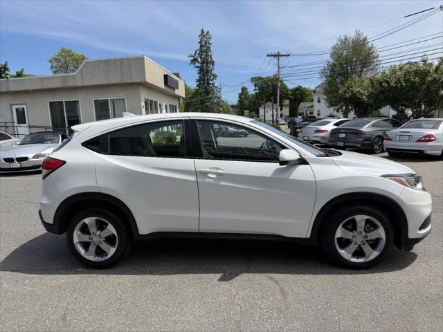 2022 Honda HR-V AWD LX