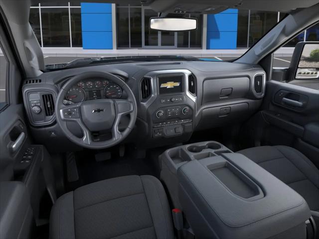 2026 Chevrolet Silverado 2500HD Crew Cab, Standard Bed, Custom, RWD