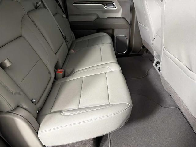2026 GMC Sierra 1500 Crew Cab, Short Bed, SLT, 4WD