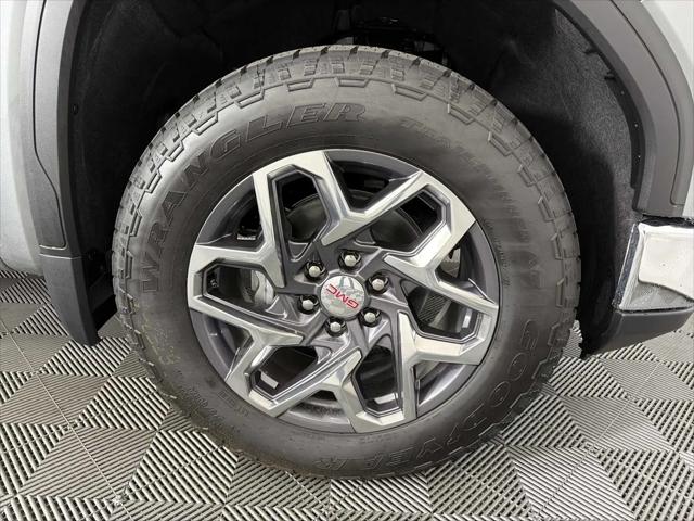 2026 GMC Sierra 1500 Crew Cab, Short Bed, SLT, 4WD