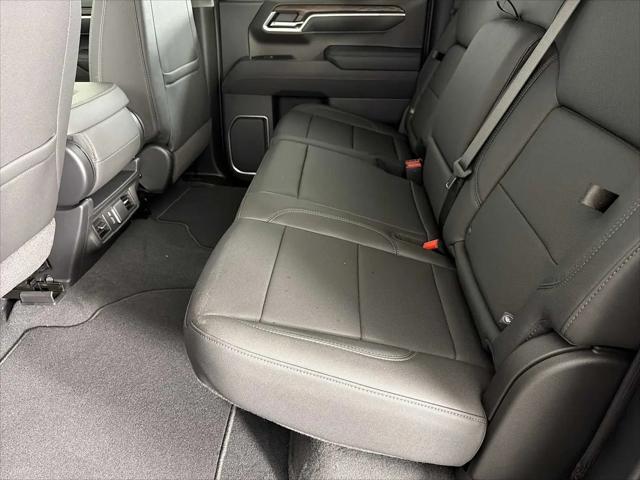 2026 GMC Sierra 1500 Crew Cab, Short Bed, SLT, 4WD