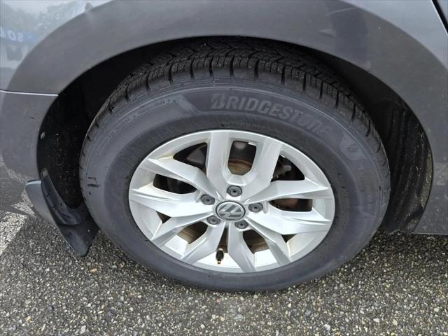 2016 Volkswagen Passat 1.8T S
