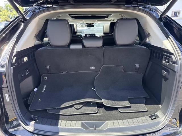 2024 Mazda X-90 Premium