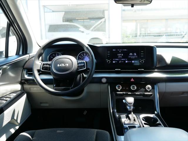 2022 Kia Carnival MPV LX