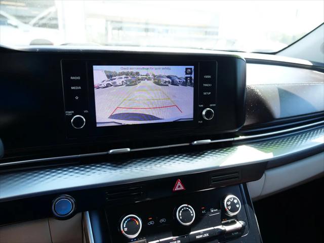 2022 Kia Carnival MPV LX