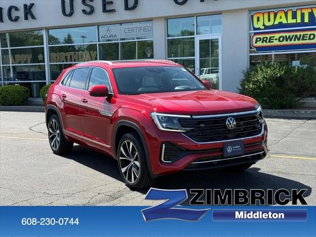 2025 Volkswagen Atlas Cross Sport 2.0T SEL Premium R-Line for sale in Middleton, WI