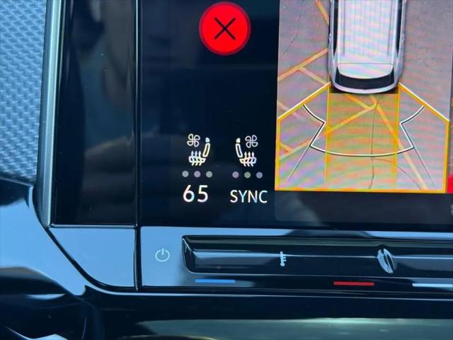 2025 Volkswagen Atlas Cross Sport 2.0T SEL Premium R-Line