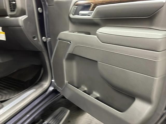 2026 GMC Sierra 2500HD Crew Cab, Standard Bed, SLE, 4WD