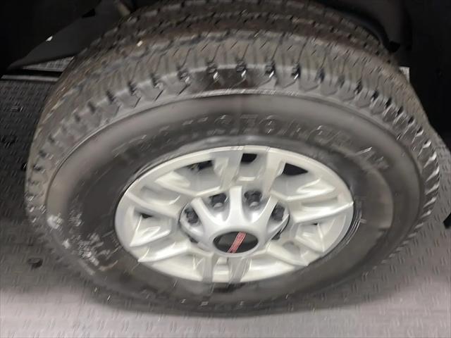 2026 GMC Sierra 2500HD Crew Cab, Standard Bed, SLE, 4WD