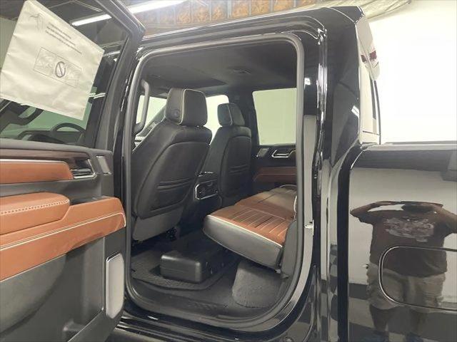 2026 GMC Sierra 3500HD Crew Cab, Long Bed, Denali Ultimate Dual Rear Wheel, 4WD