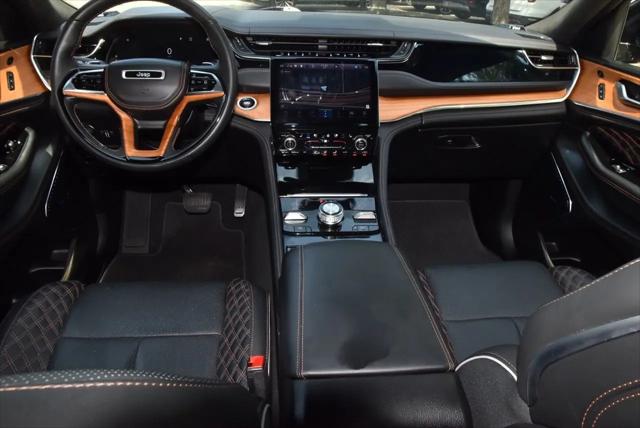 2023 Jeep Grand Cherokee L Summit Reserve 4x4