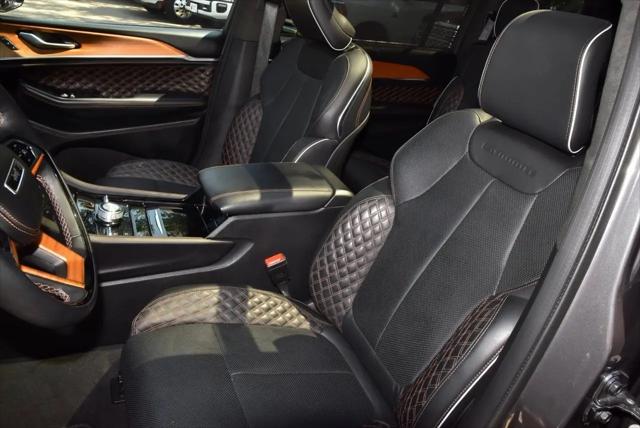 2023 Jeep Grand Cherokee L Summit Reserve 4x4