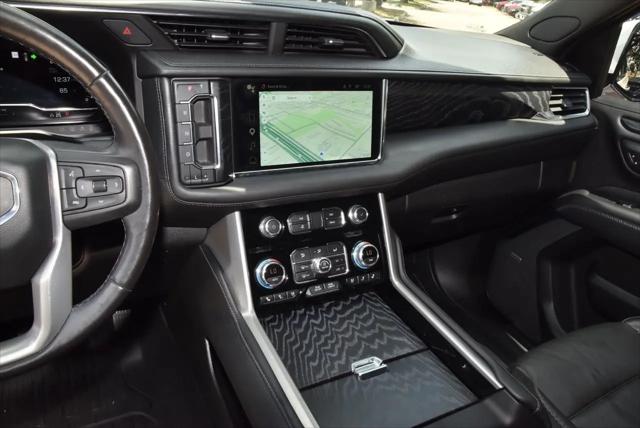 2022 GMC Yukon XL 4WD Denali