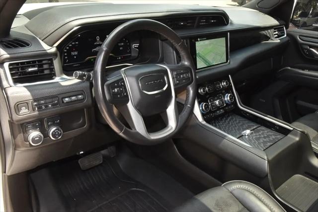 2022 GMC Yukon XL 4WD Denali